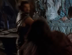 extant_XenaWarriorPrincess_2x10-TheXenaScrolls_3197