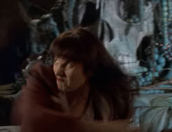 extant_XenaWarriorPrincess_2x10-TheXenaScrolls_3247