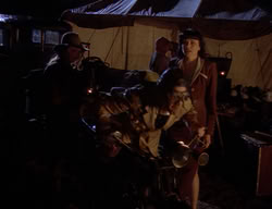 extant_XenaWarriorPrincess_2x10-TheXenaScrolls_3392