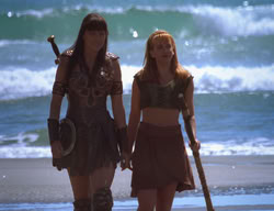 extant_XenaWarriorPrincess_2x11-HereSheComesMissAmphipolis_00041