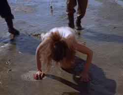 extant_XenaWarriorPrincess_2x11-HereSheComesMissAmphipolis_00156