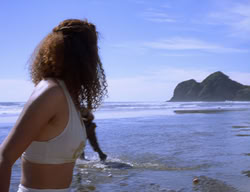 extant_XenaWarriorPrincess_2x11-HereSheComesMissAmphipolis_00184