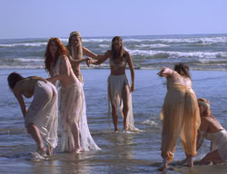 extant_XenaWarriorPrincess_2x11-HereSheComesMissAmphipolis_00192