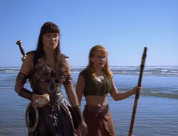 extant_XenaWarriorPrincess_2x11-HereSheComesMissAmphipolis_00223