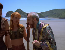extant_XenaWarriorPrincess_2x11-HereSheComesMissAmphipolis_00346