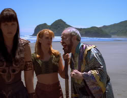 extant_XenaWarriorPrincess_2x11-HereSheComesMissAmphipolis_00347