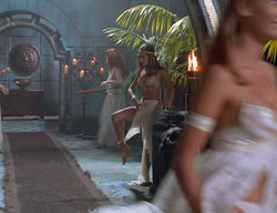 extant_XenaWarriorPrincess_2x11-HereSheComesMissAmphipolis_00489