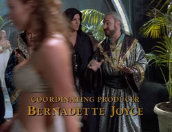 extant_XenaWarriorPrincess_2x11-HereSheComesMissAmphipolis_00507