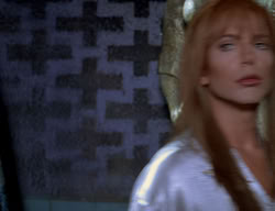 extant_XenaWarriorPrincess_2x11-HereSheComesMissAmphipolis_00525