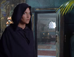 extant_XenaWarriorPrincess_2x11-HereSheComesMissAmphipolis_00527