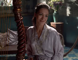 extant_XenaWarriorPrincess_2x11-HereSheComesMissAmphipolis_00558