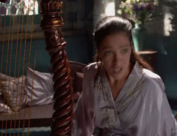 extant_XenaWarriorPrincess_2x11-HereSheComesMissAmphipolis_00601