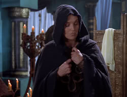 extant_XenaWarriorPrincess_2x11-HereSheComesMissAmphipolis_00681