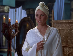 extant_XenaWarriorPrincess_2x11-HereSheComesMissAmphipolis_00706