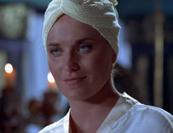 extant_XenaWarriorPrincess_2x11-HereSheComesMissAmphipolis_00739