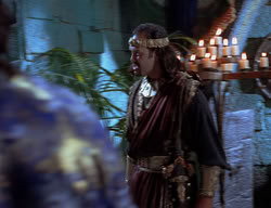 extant_XenaWarriorPrincess_2x11-HereSheComesMissAmphipolis_00745