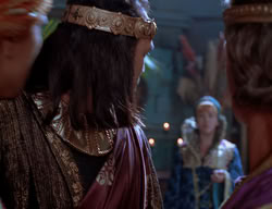extant_XenaWarriorPrincess_2x11-HereSheComesMissAmphipolis_00786