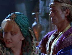 extant_XenaWarriorPrincess_2x11-HereSheComesMissAmphipolis_00832