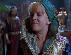 extant_XenaWarriorPrincess_2x11-HereSheComesMissAmphipolis_00846
