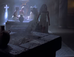 extant_XenaWarriorPrincess_2x11-HereSheComesMissAmphipolis_00854