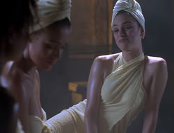 extant_XenaWarriorPrincess_2x11-HereSheComesMissAmphipolis_00876