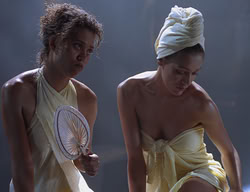 extant_XenaWarriorPrincess_2x11-HereSheComesMissAmphipolis_00884