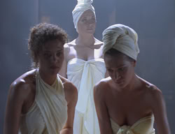 extant_XenaWarriorPrincess_2x11-HereSheComesMissAmphipolis_00893