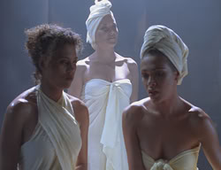 extant_XenaWarriorPrincess_2x11-HereSheComesMissAmphipolis_00895