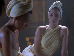 extant_XenaWarriorPrincess_2x11-HereSheComesMissAmphipolis_00898