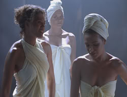 extant_XenaWarriorPrincess_2x11-HereSheComesMissAmphipolis_00904