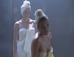 extant_XenaWarriorPrincess_2x11-HereSheComesMissAmphipolis_00910