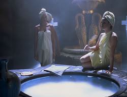 extant_XenaWarriorPrincess_2x11-HereSheComesMissAmphipolis_00914
