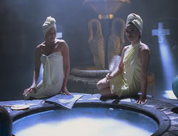 extant_XenaWarriorPrincess_2x11-HereSheComesMissAmphipolis_00918