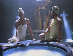 extant_XenaWarriorPrincess_2x11-HereSheComesMissAmphipolis_00923