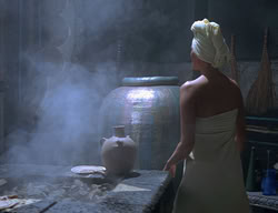 extant_XenaWarriorPrincess_2x11-HereSheComesMissAmphipolis_00962