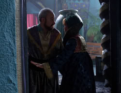 extant_XenaWarriorPrincess_2x11-HereSheComesMissAmphipolis_01002