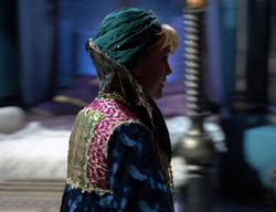 extant_XenaWarriorPrincess_2x11-HereSheComesMissAmphipolis_01020