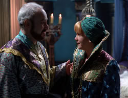 extant_XenaWarriorPrincess_2x11-HereSheComesMissAmphipolis_01033