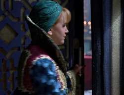 extant_XenaWarriorPrincess_2x11-HereSheComesMissAmphipolis_01058