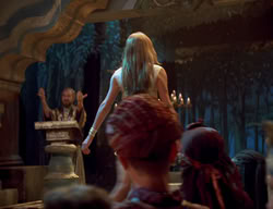 extant_XenaWarriorPrincess_2x11-HereSheComesMissAmphipolis_01082