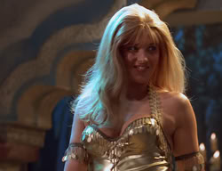 extant_XenaWarriorPrincess_2x11-HereSheComesMissAmphipolis_01129