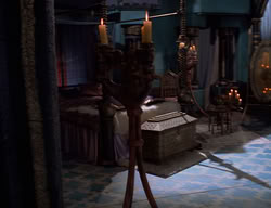 extant_XenaWarriorPrincess_2x11-HereSheComesMissAmphipolis_01162