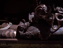 extant_XenaWarriorPrincess_2x11-HereSheComesMissAmphipolis_01196