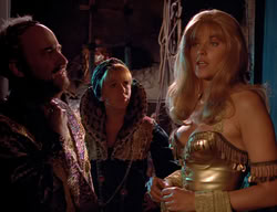 extant_XenaWarriorPrincess_2x11-HereSheComesMissAmphipolis_01242