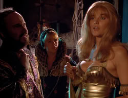 extant_XenaWarriorPrincess_2x11-HereSheComesMissAmphipolis_01243