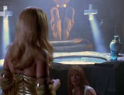 extant_XenaWarriorPrincess_2x11-HereSheComesMissAmphipolis_01260