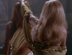 extant_XenaWarriorPrincess_2x11-HereSheComesMissAmphipolis_01265