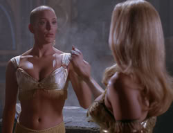 extant_XenaWarriorPrincess_2x11-HereSheComesMissAmphipolis_01271