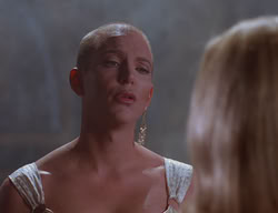 extant_XenaWarriorPrincess_2x11-HereSheComesMissAmphipolis_01284