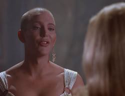 extant_XenaWarriorPrincess_2x11-HereSheComesMissAmphipolis_01329
